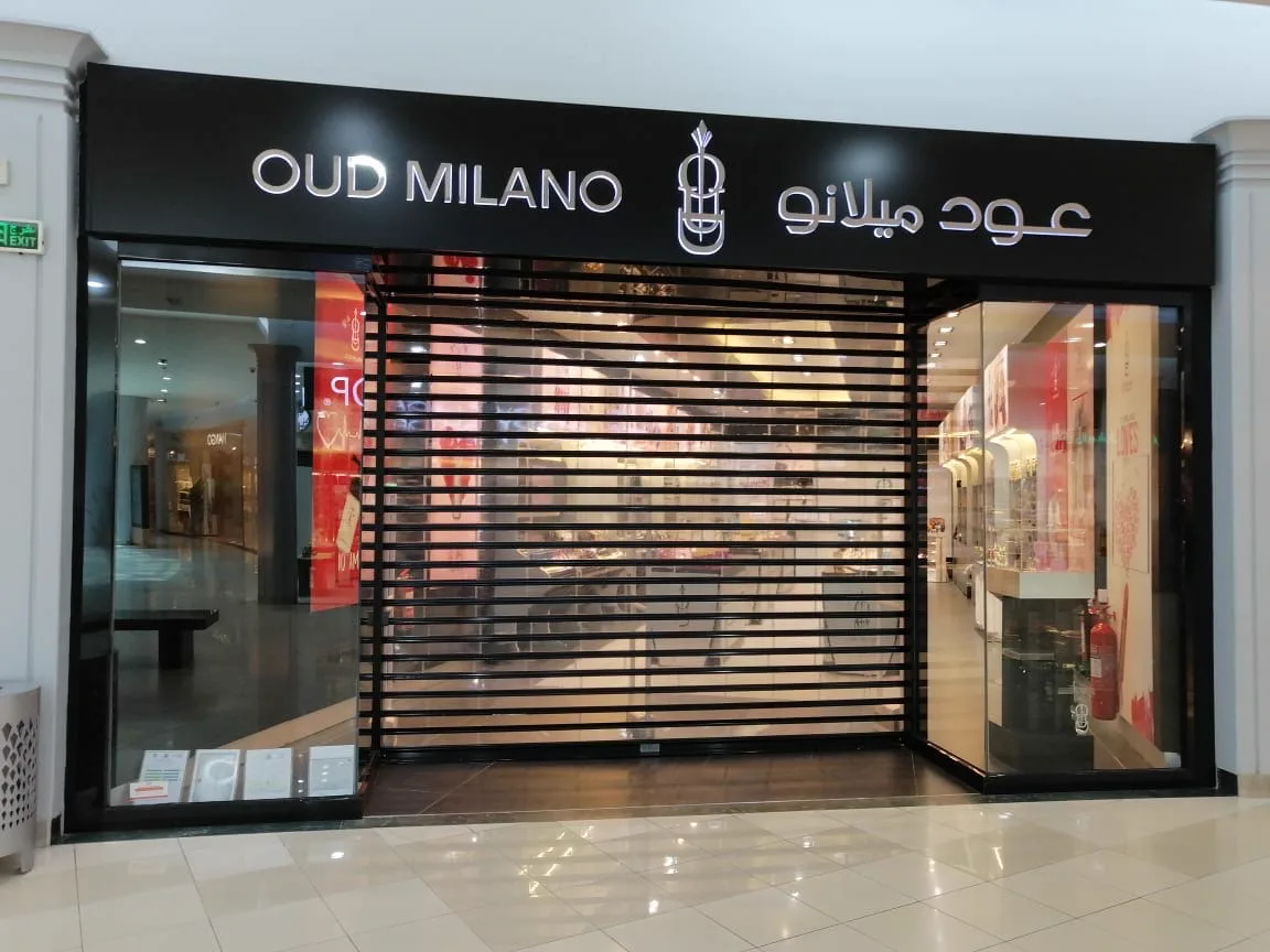 باب شتر شفاف بولي كربونايت